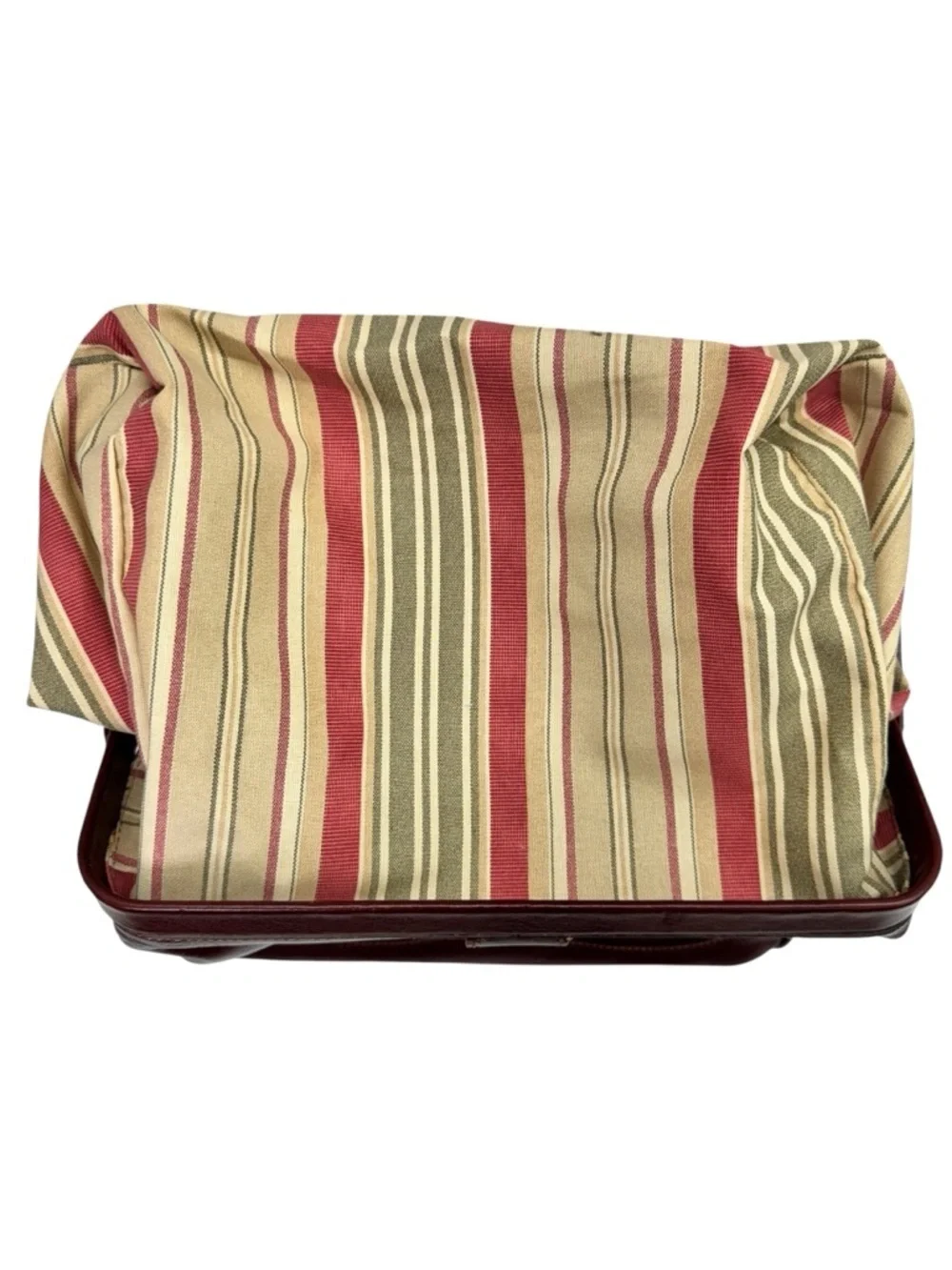 Floto Ciabatta is a modern take on the classic leather doctor bag,
